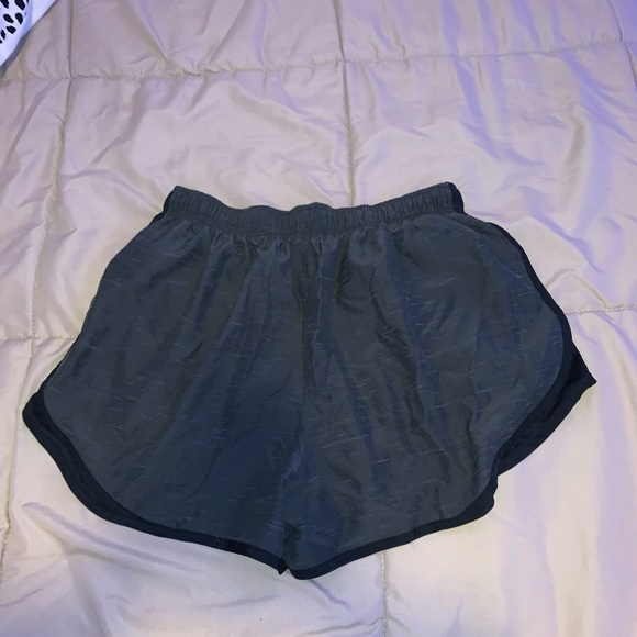 Dark gray Nike shorts - Picture 2 of 4